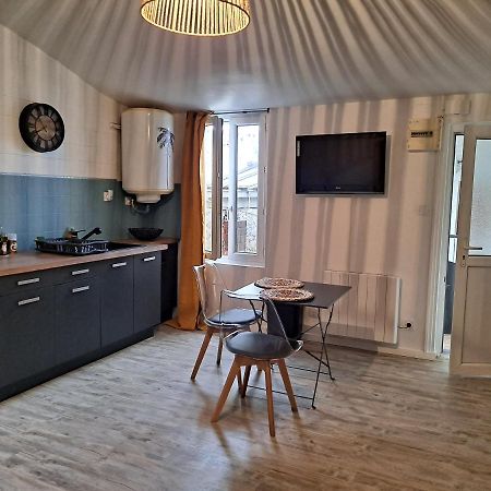Studio Renove Et Patio Pour Velo Apartment Rochefort  Ngoại thất bức ảnh