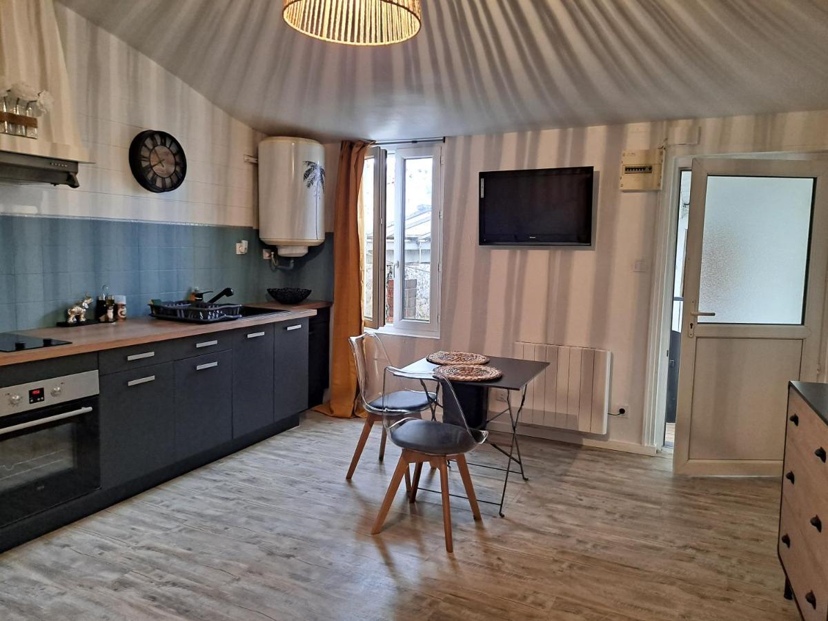 Studio Renove Et Patio Pour Velo Apartment Rochefort  Ngoại thất bức ảnh